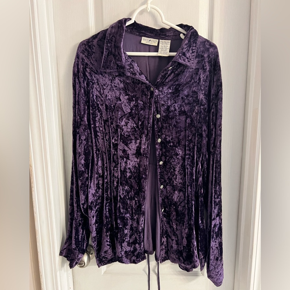 White Stag Crushed Velvet, Purple Long Sleeve Button up top; Women’s 18W /20W.